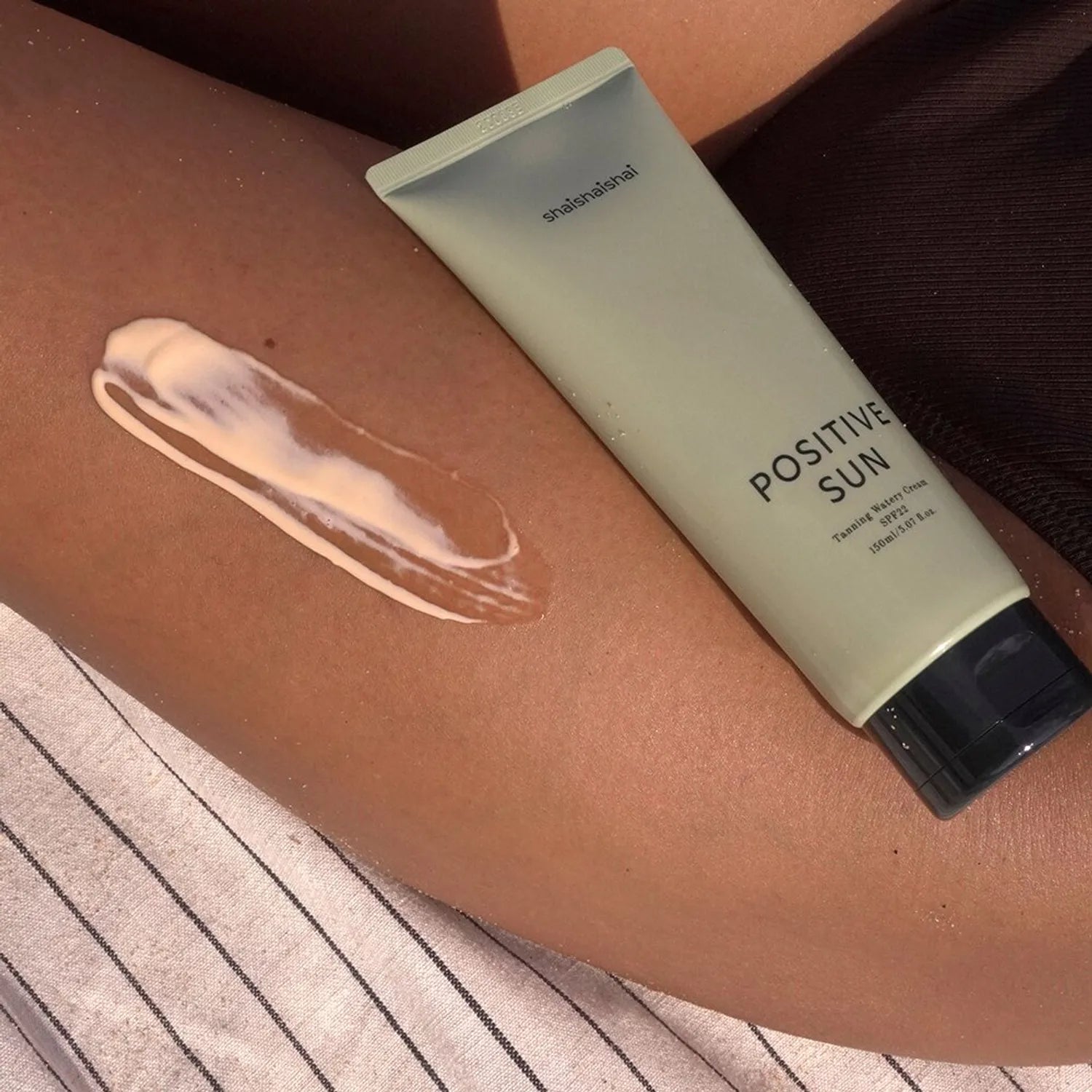 shaishaishai Positive Sun Tanning Watery Cream SPF22 150mL