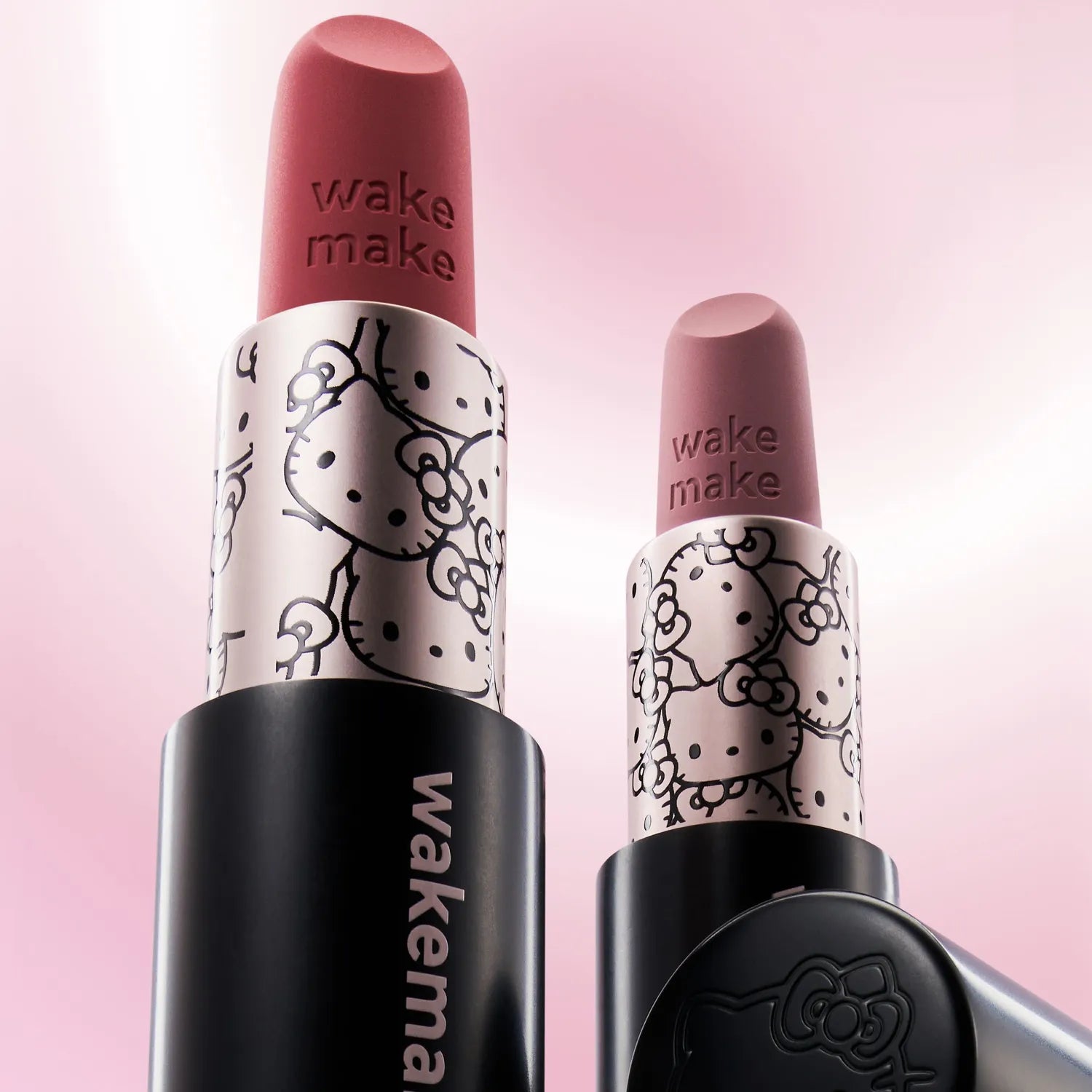 [HELLO KITTY] WAKEMAKE Soft Blurring Balm Stick (Set/Single) (4 Colors)