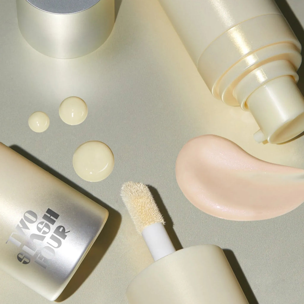 TWO SLASH FOUR Priming Skin Glimmer 20ml