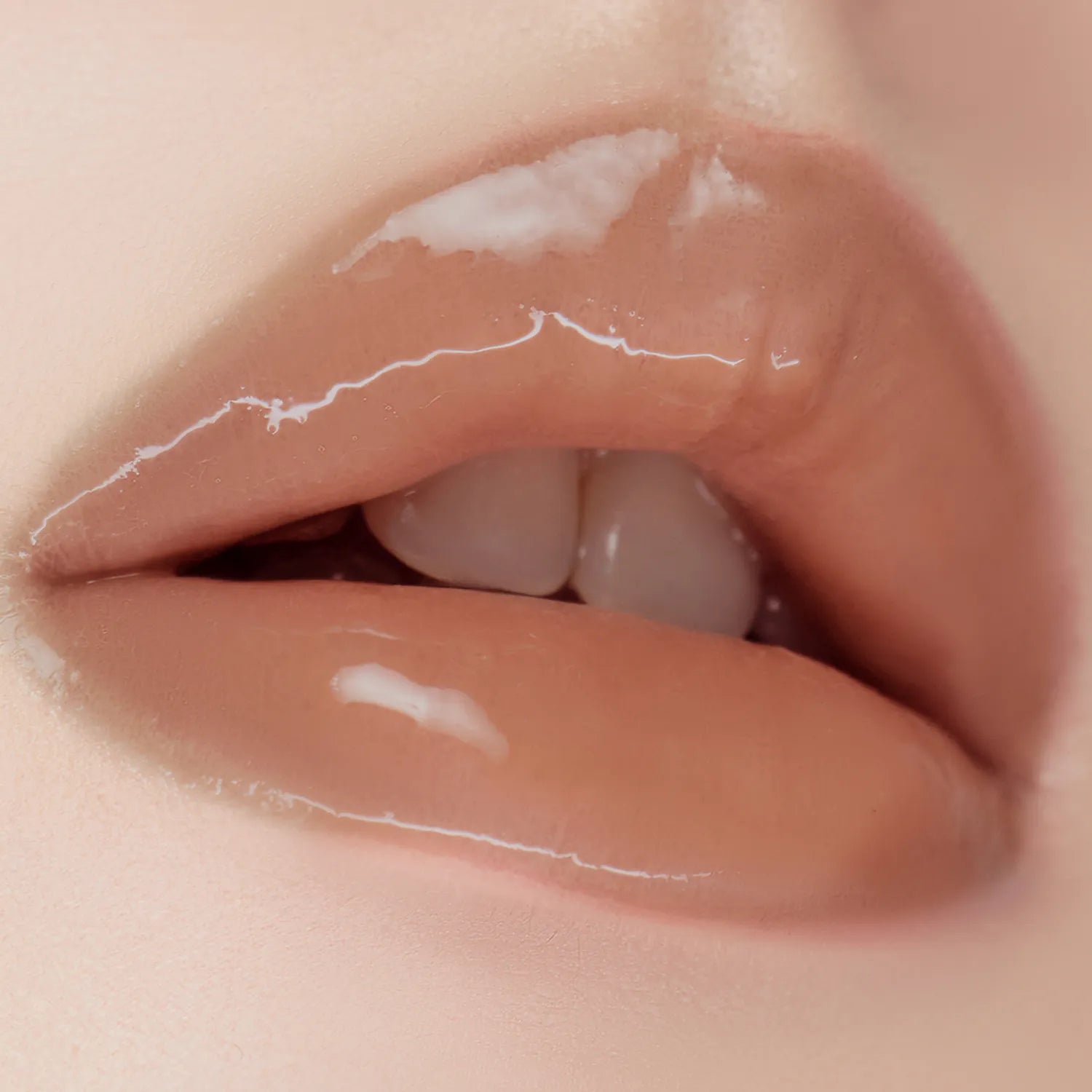 RISKY Be Bold Lip Gloss (19 Colors)