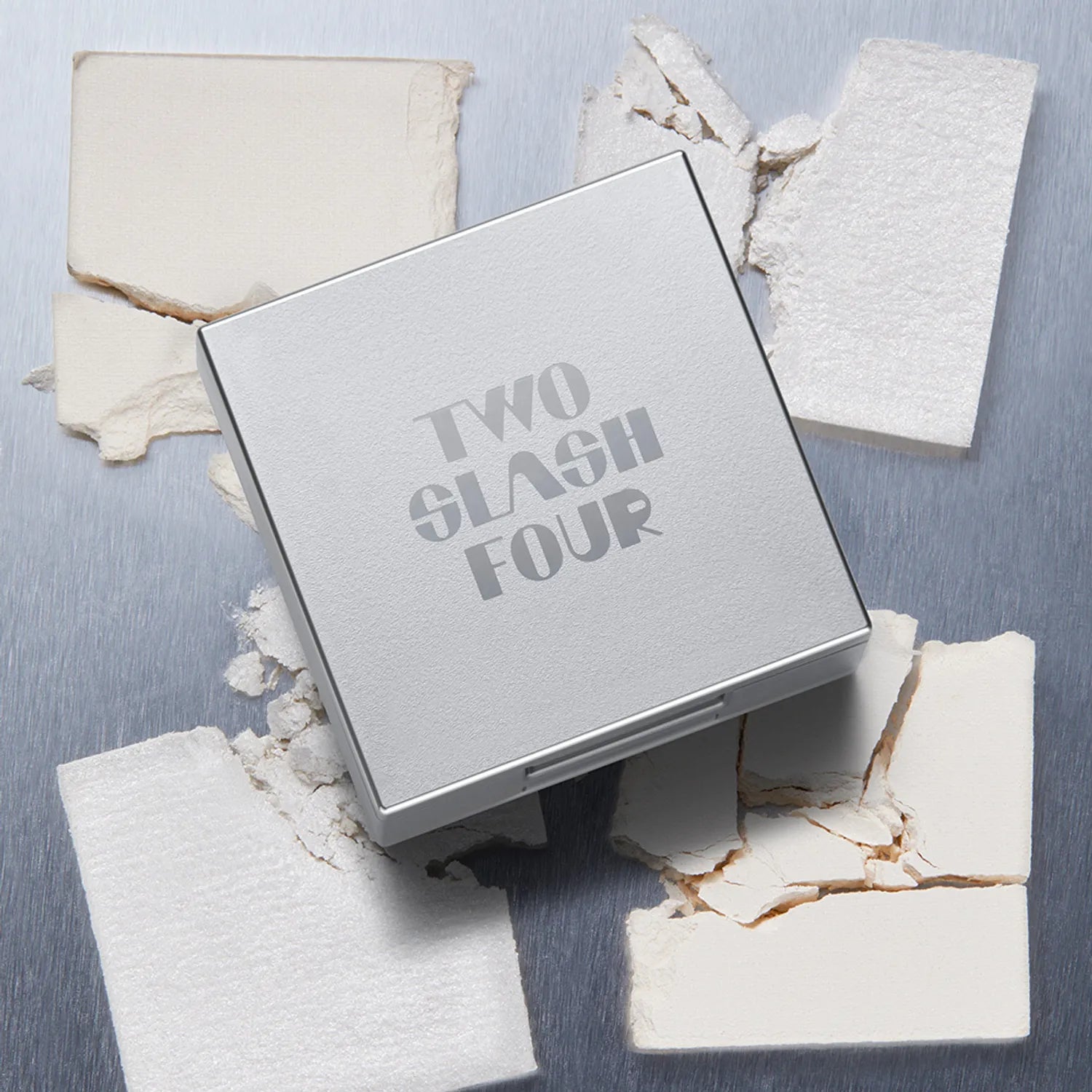 TWO SLASH FOUR Strobing Face Cube (3 Colors)