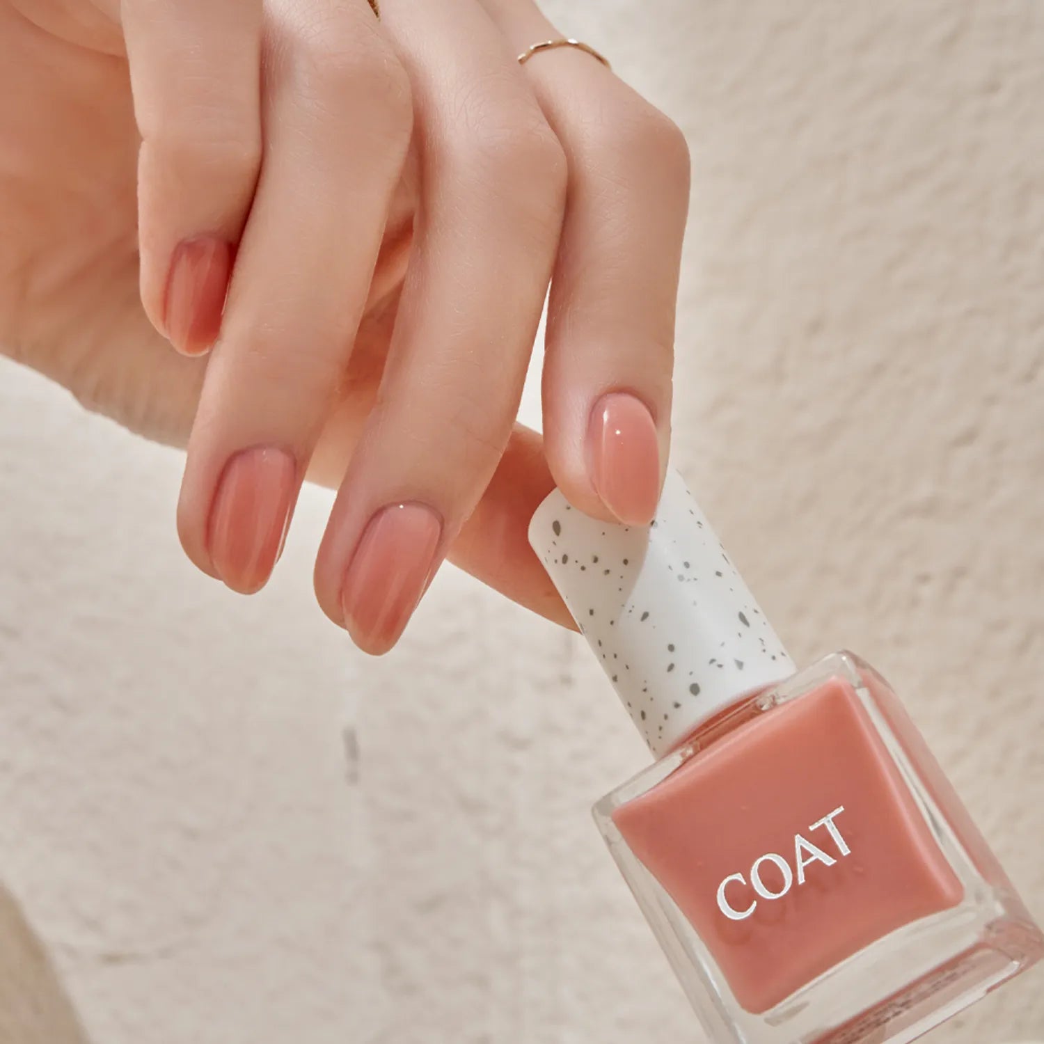 COAT Vegan Nail