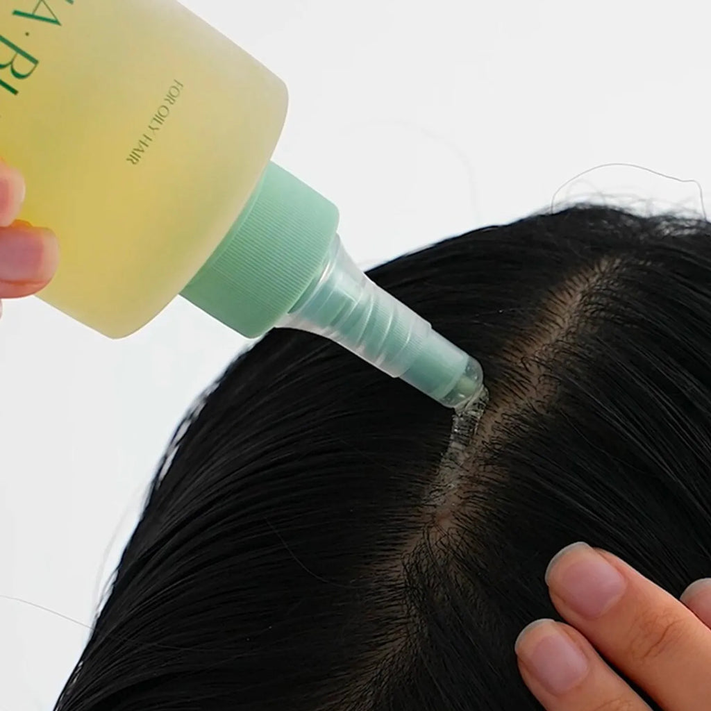 MOO100 AHA BHA Purifying Scalp Scaler 250mL