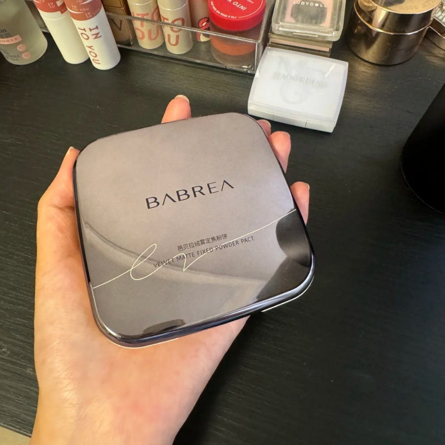 BABREA Velvet Matte Powder 14.5g (Light Skin)