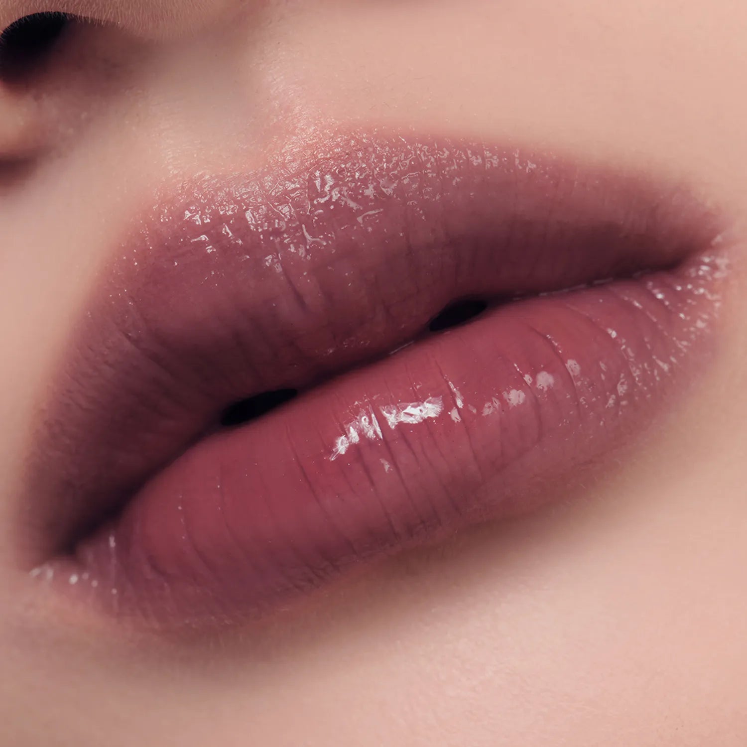 RISKY Be Bold Lip Gloss (19 Colors)