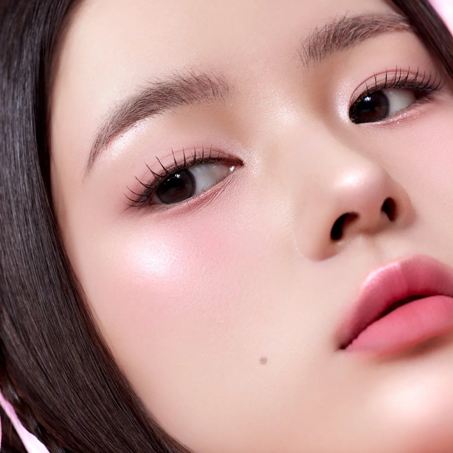 mude. Face Fill Volumer Highlighter (8 Colors)