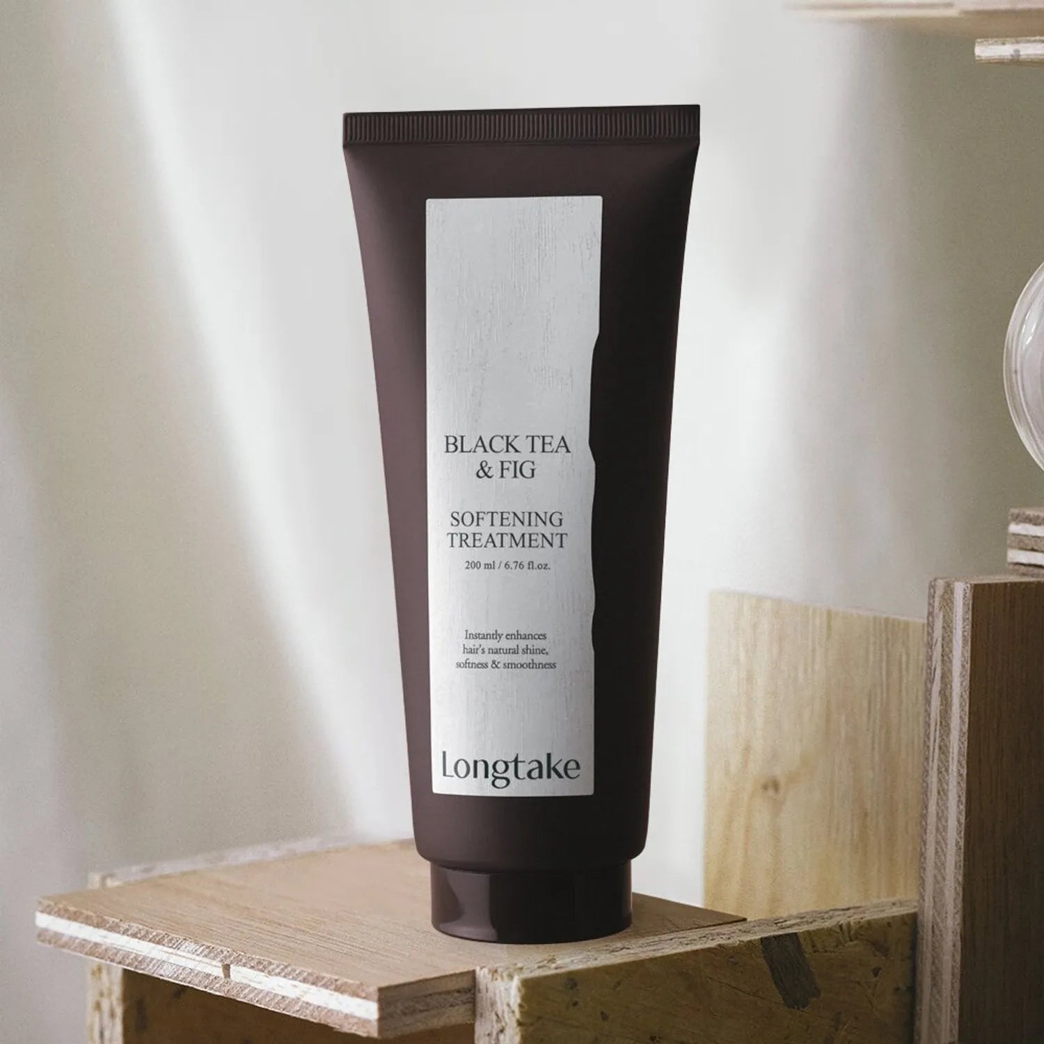 Longtake Treatment 200ml (Sandalwood/Black Tea & Fig)