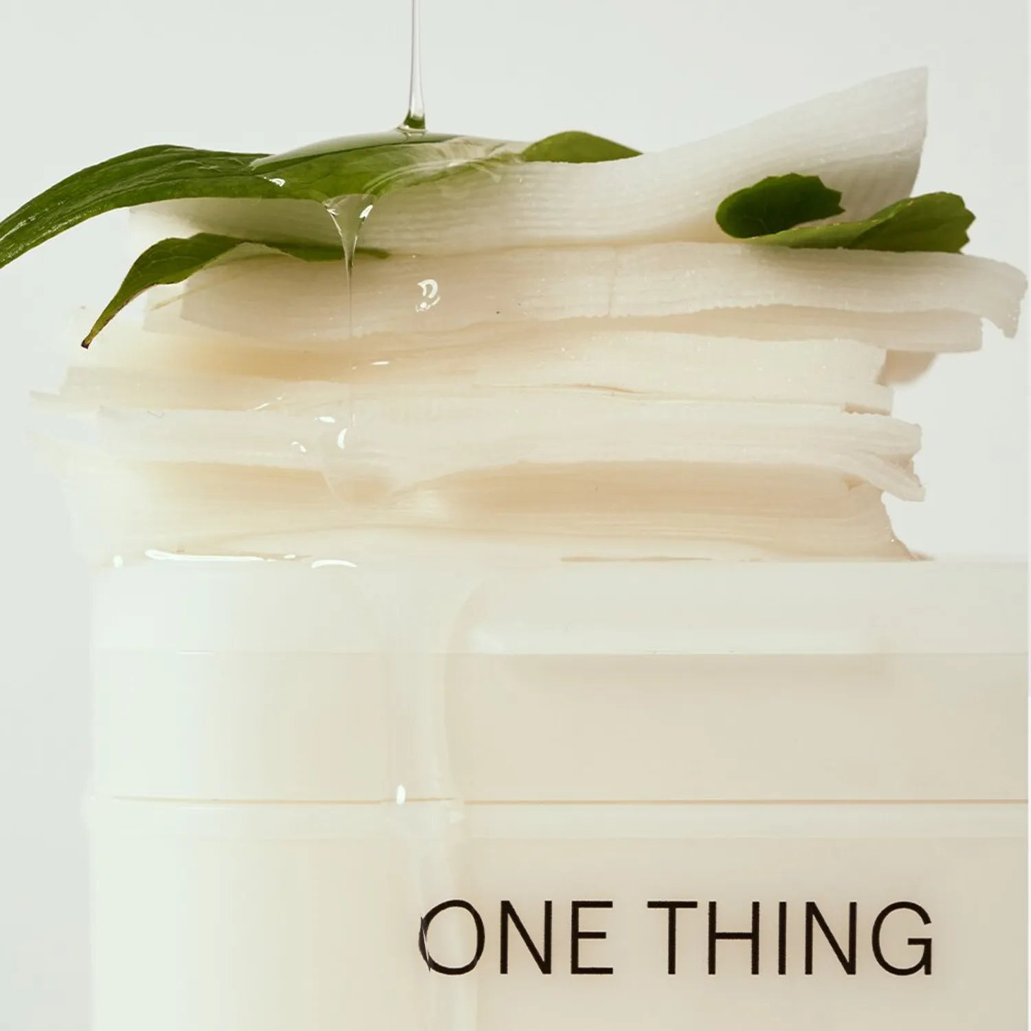 ONE THING Cica Peeling Toner Pad 65 Sheets