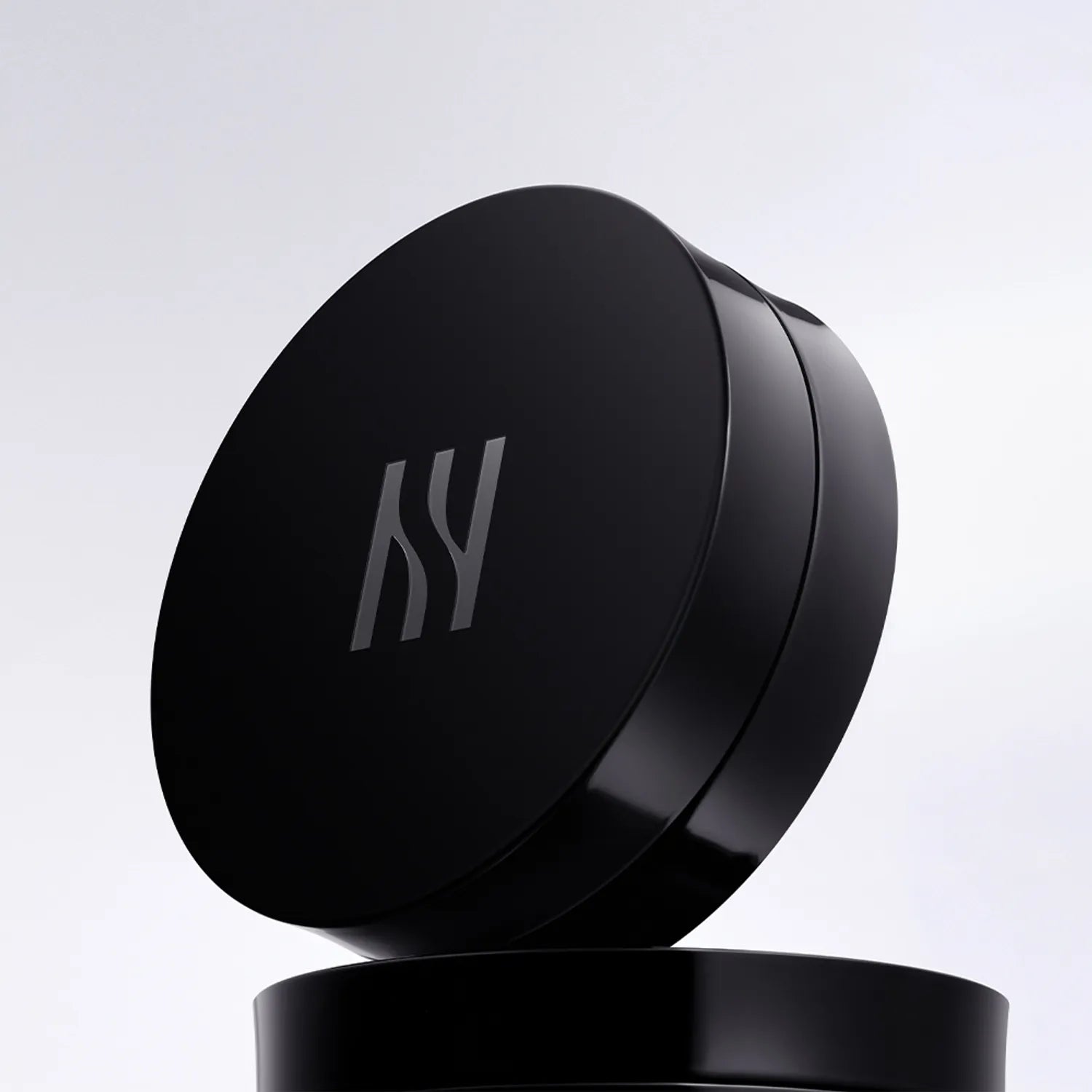 HERA Black Cushion Foundation Original (Refill Included) (9 Shades)