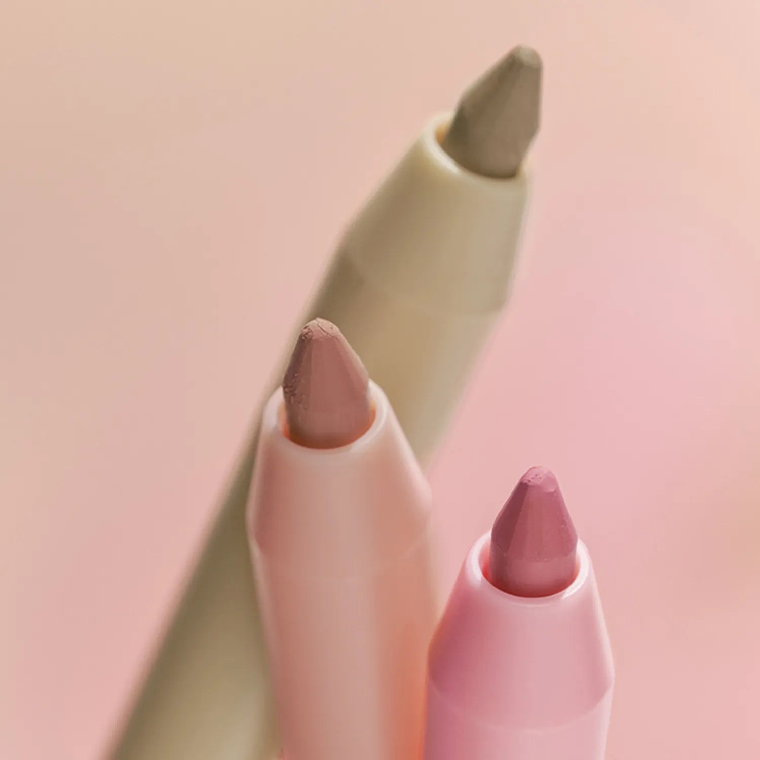 EQUMAL Non-Section Deeptail Lip Pencil (5 Colors)