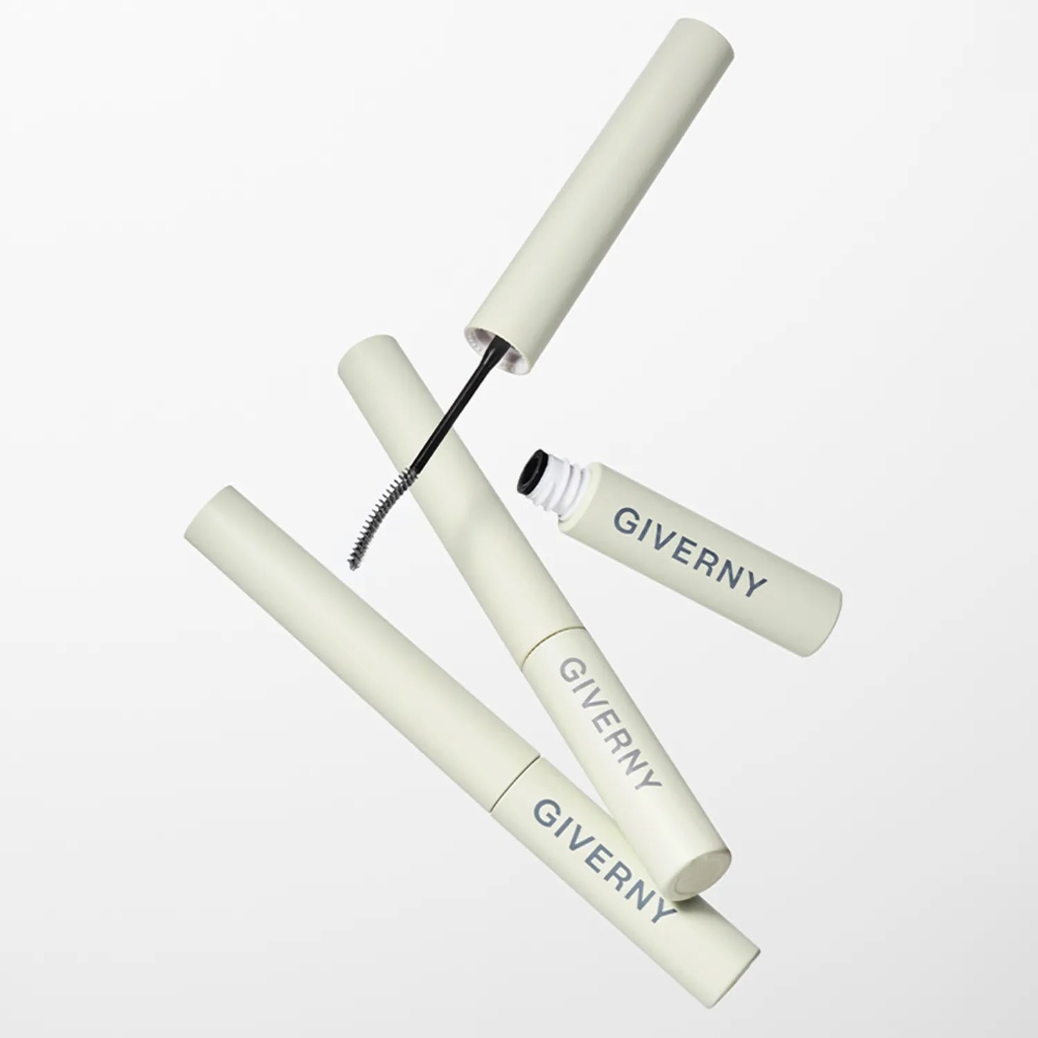 Giverny Milchak Sensitive Mascara Fixer