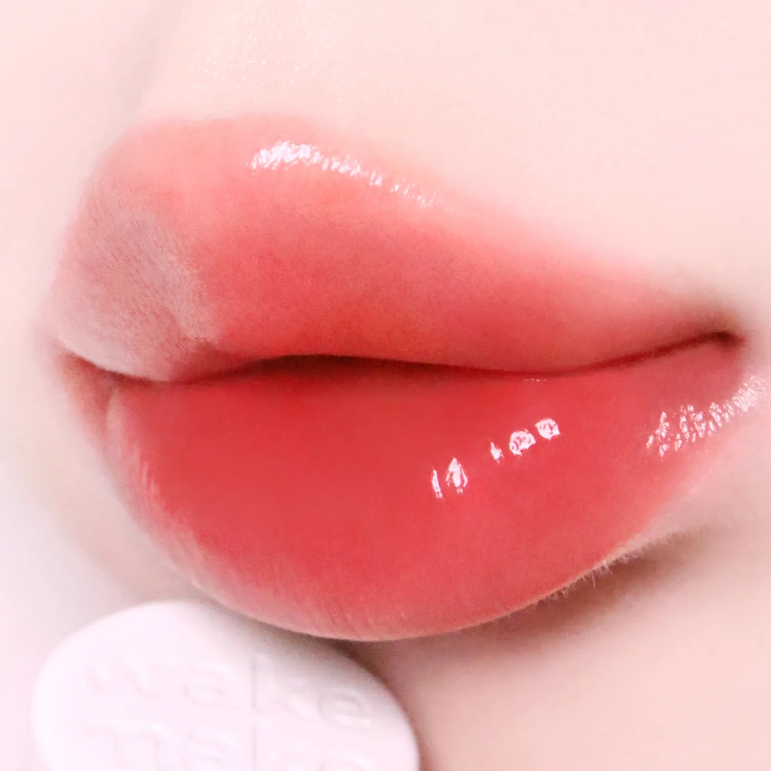 WAKEMAKE Healthy Glow Balm Stick (18 Colors)