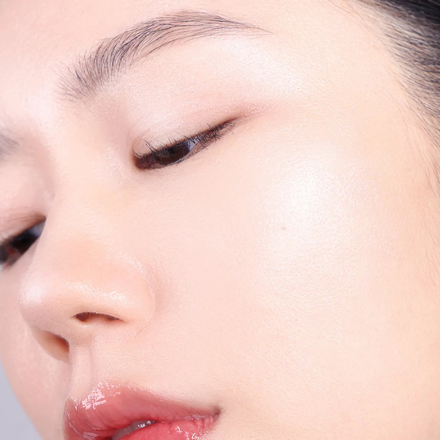FEEV Hyper-Fit Shimmering Serum 10g
