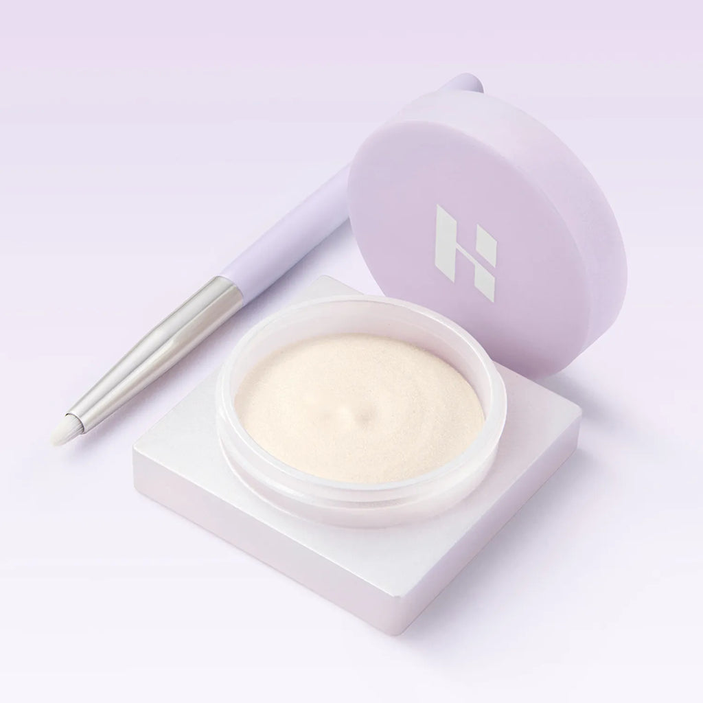 Holika Holika Luminous Milk Beam Pot 5.5g Set (+Spot Lighting Mini Brush)