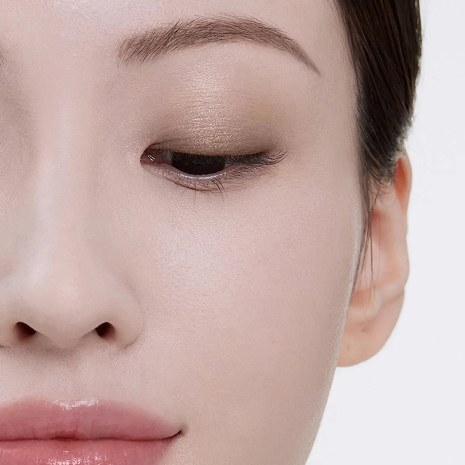 Ameli Step Basic Eyeshadow (12 Colors)