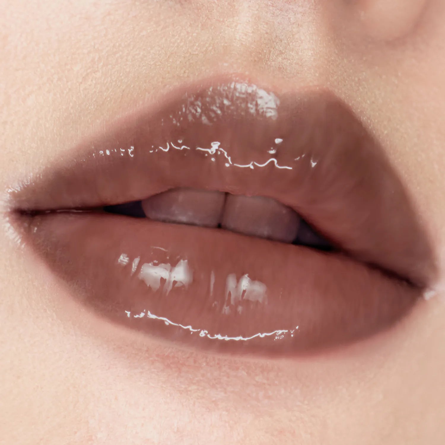 RISKY Be Bold Lip Gloss (19 Colors)