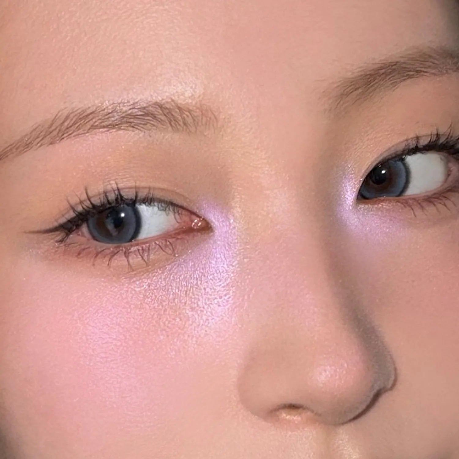mude. Face Fill Volumer Highlighter (8 Colors)