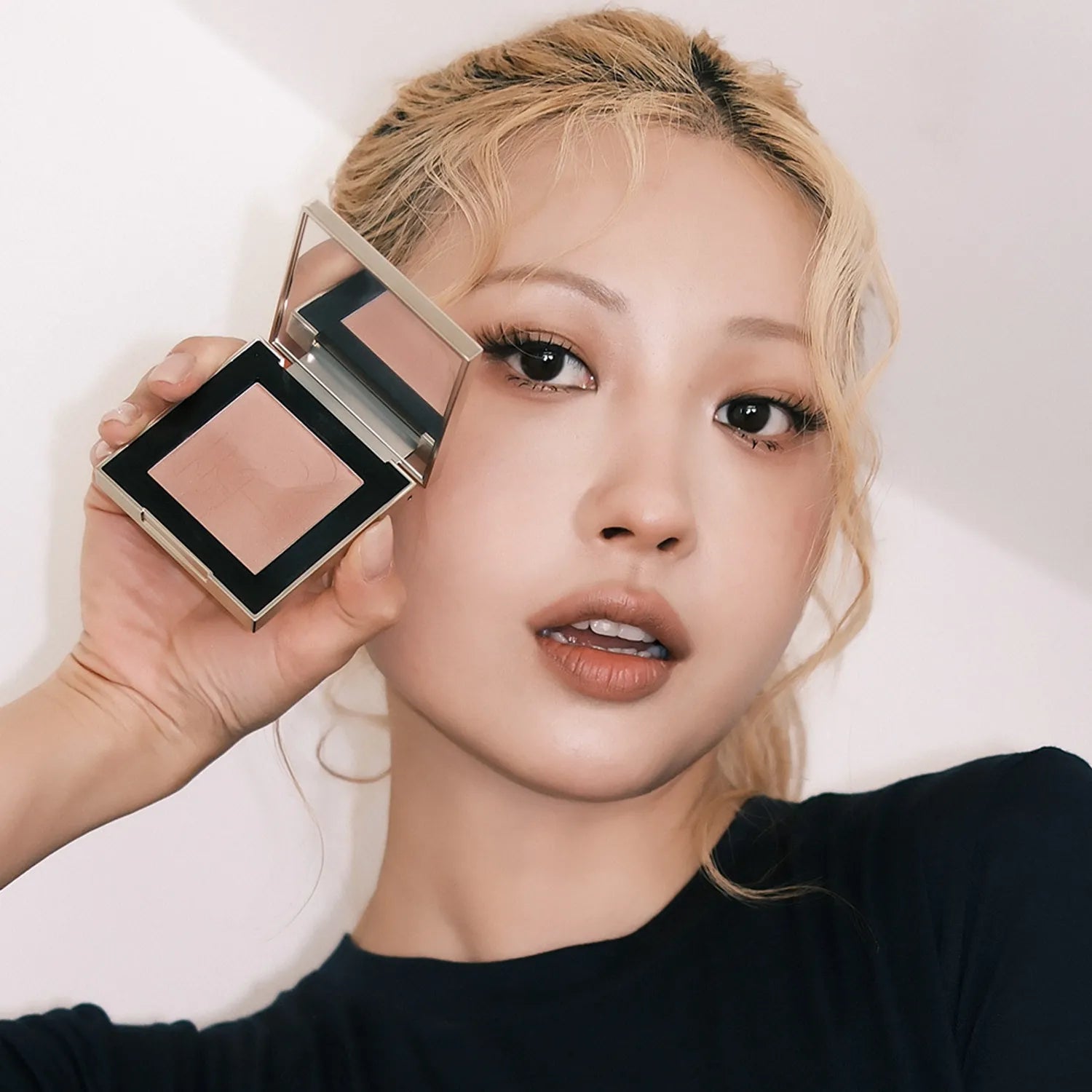 [New Shade] TWO SLASH FOUR All Over Face Blush (11 Options)