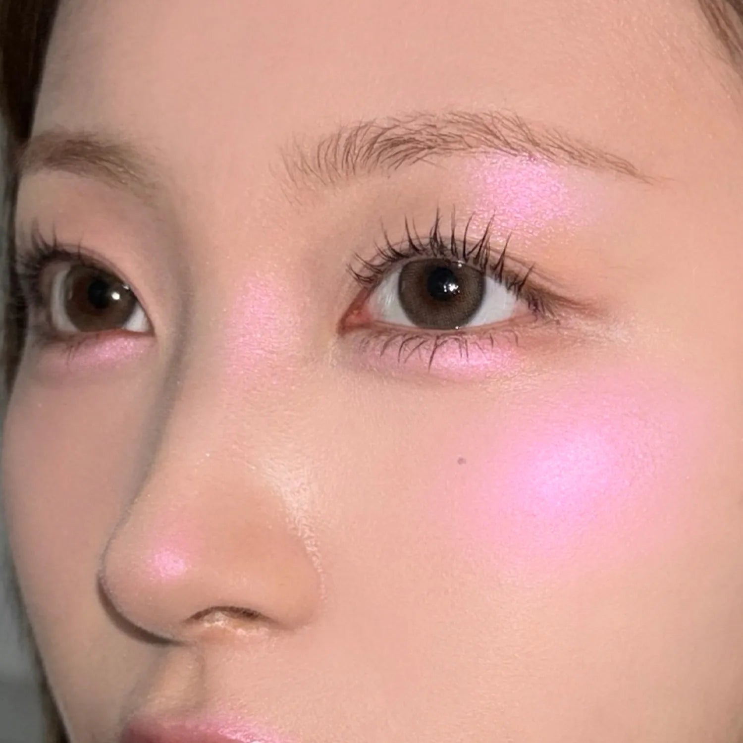 mude. Face Fill Volumer Highlighter (8 Colors)