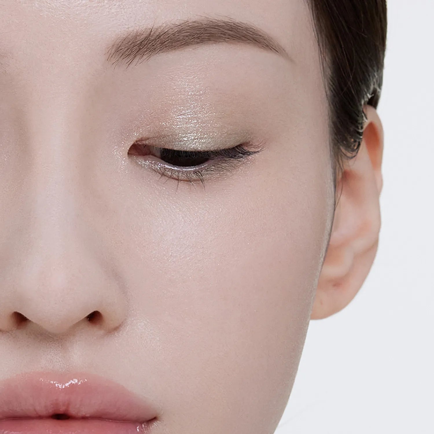Ameli Sparkle Spot Eyeshadow