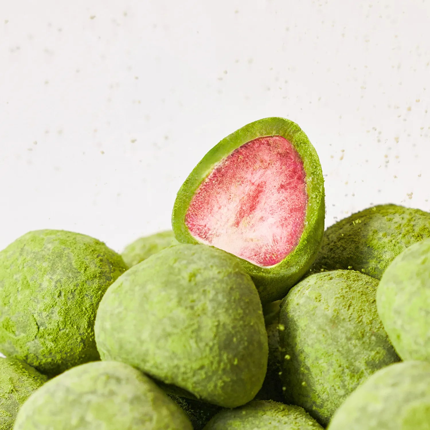 OSULLOC Matcha Strawberry Truffle 80g