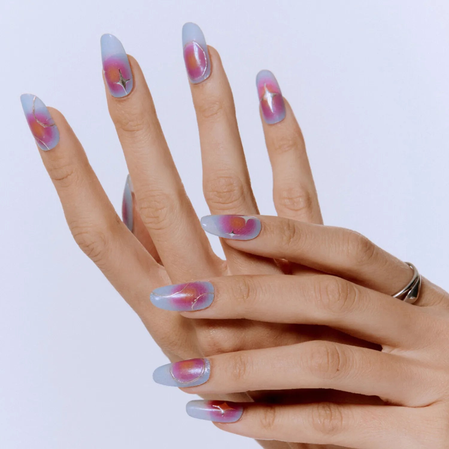 UUUUU Gel Nail 323. CHERRY 52g