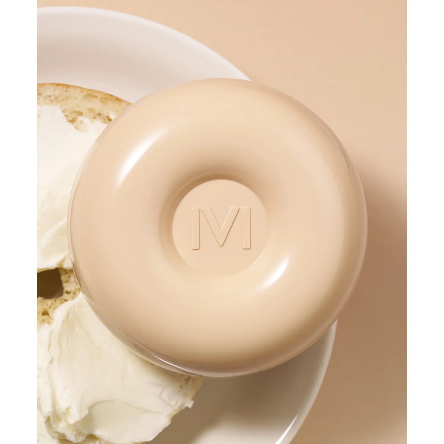 MADPEACH Velvet Matte Cushion