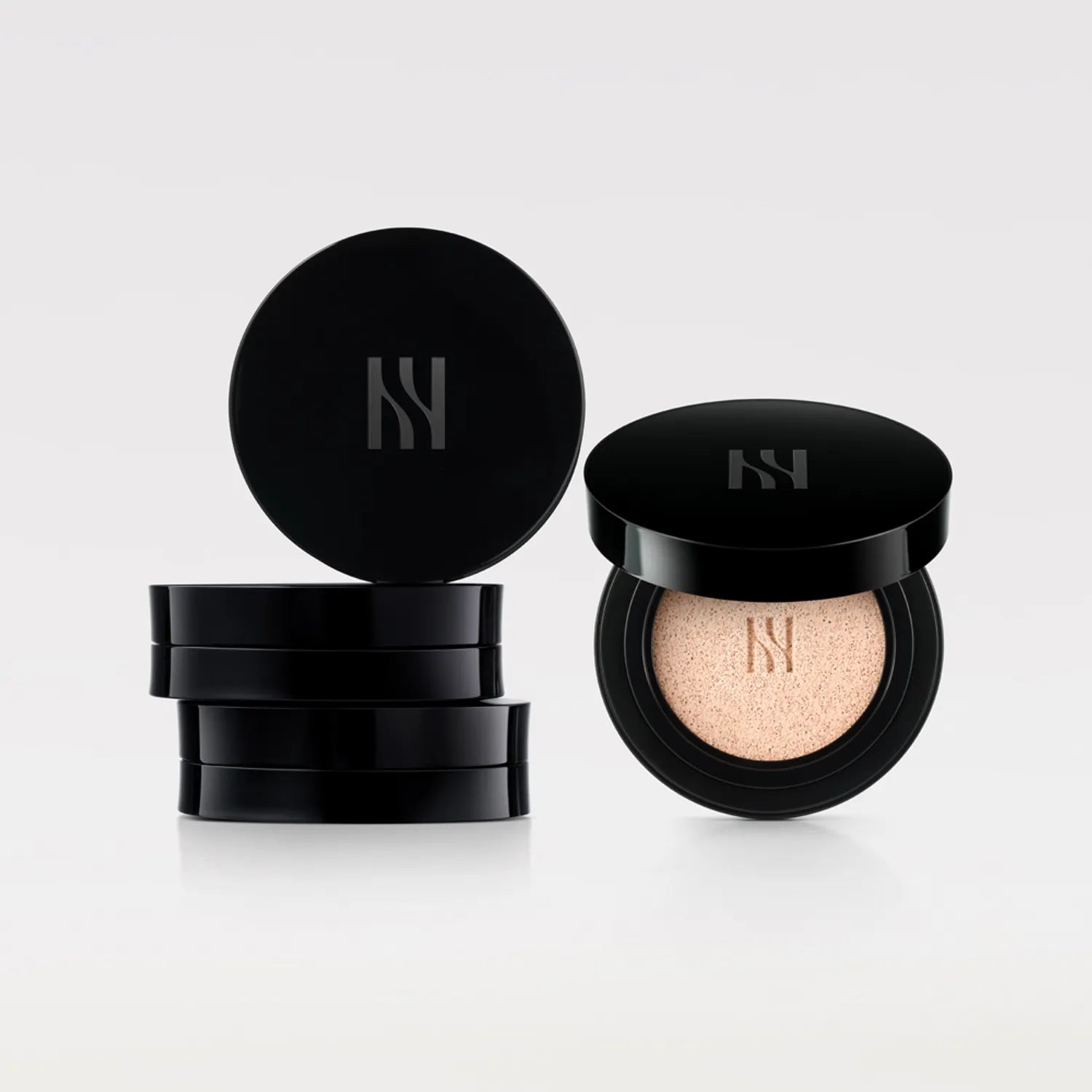 HERA Black Cushion Foundation Original (Refill Included) (9 Shades)