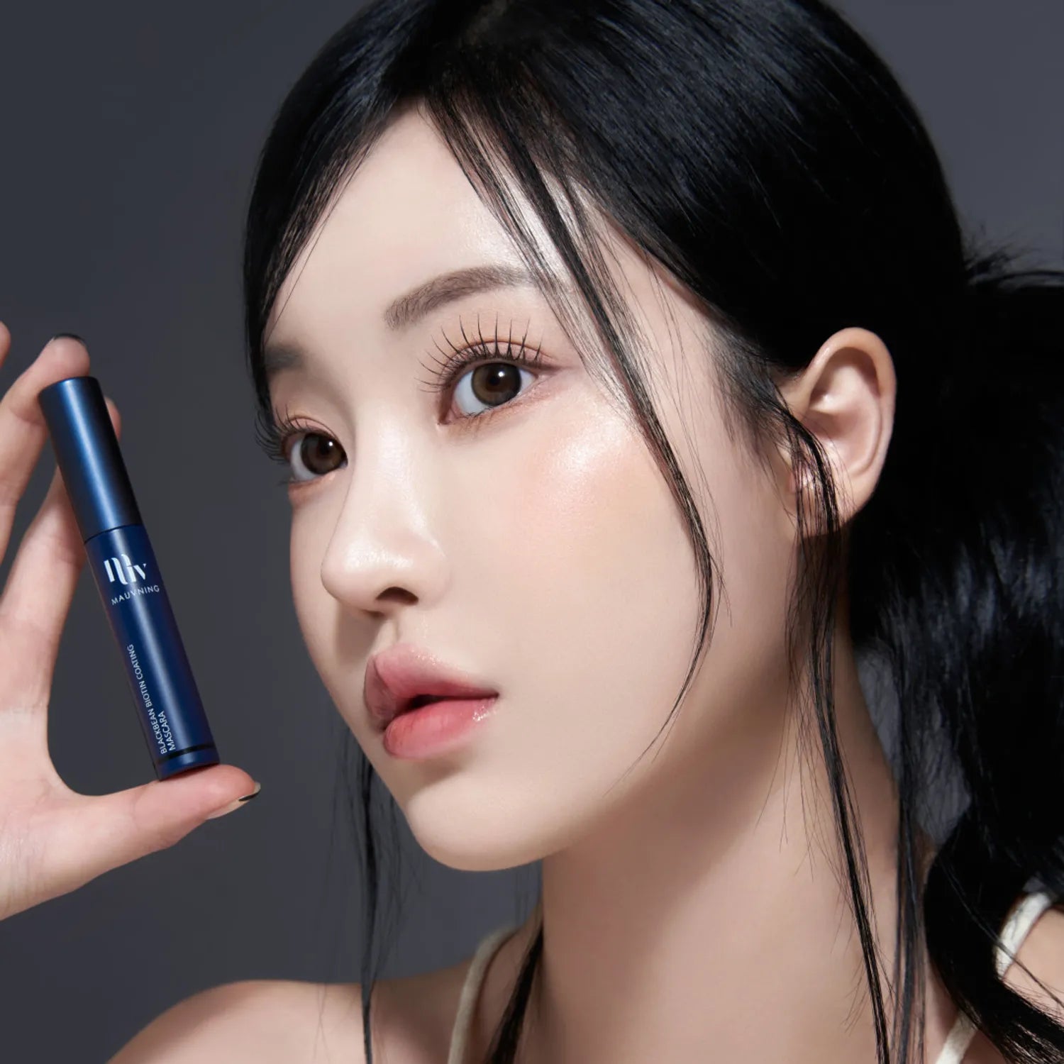 MAUVNING Black Bean Biotin Coating Mascara (Black / Brown)