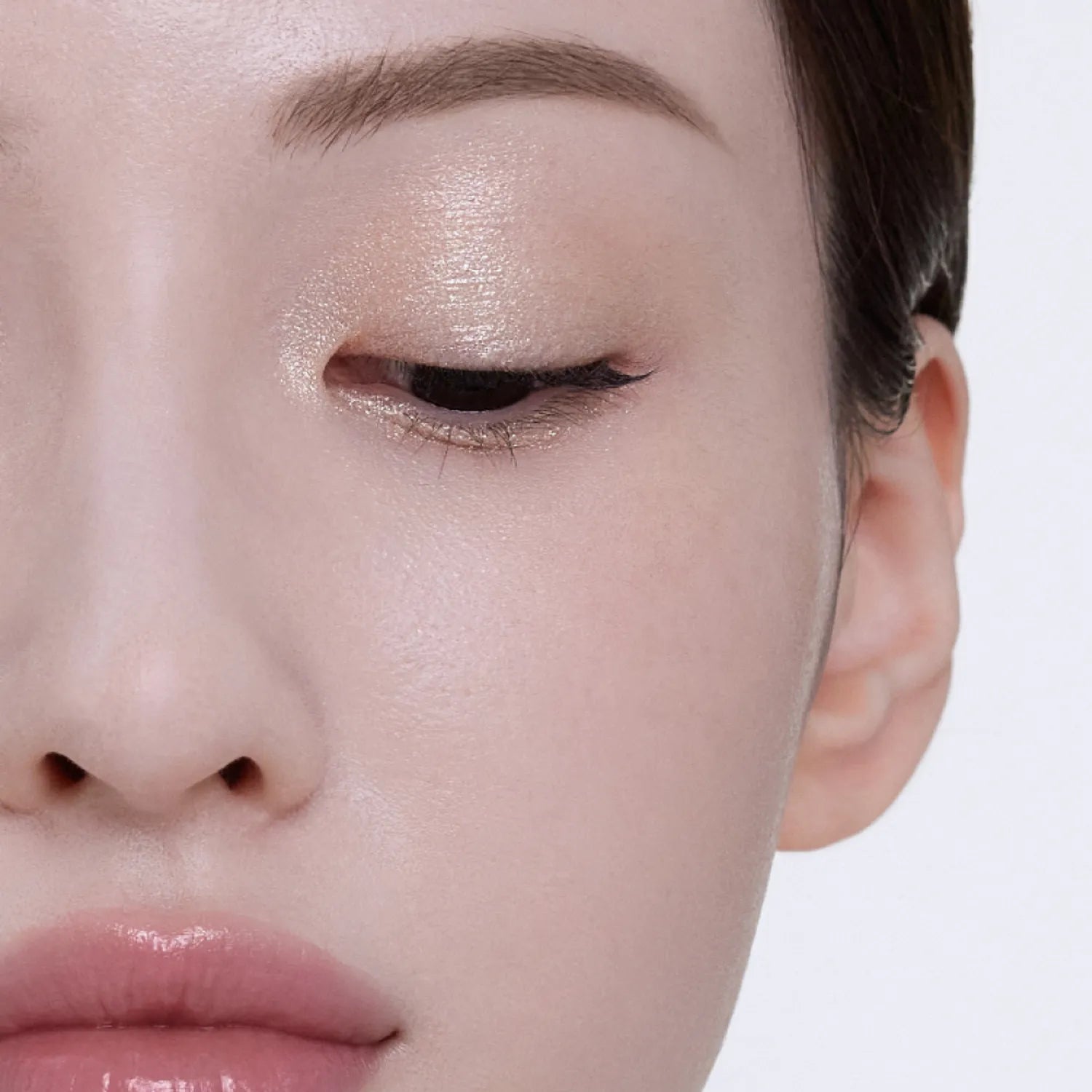 Ameli Sparkle Spot Eyeshadow