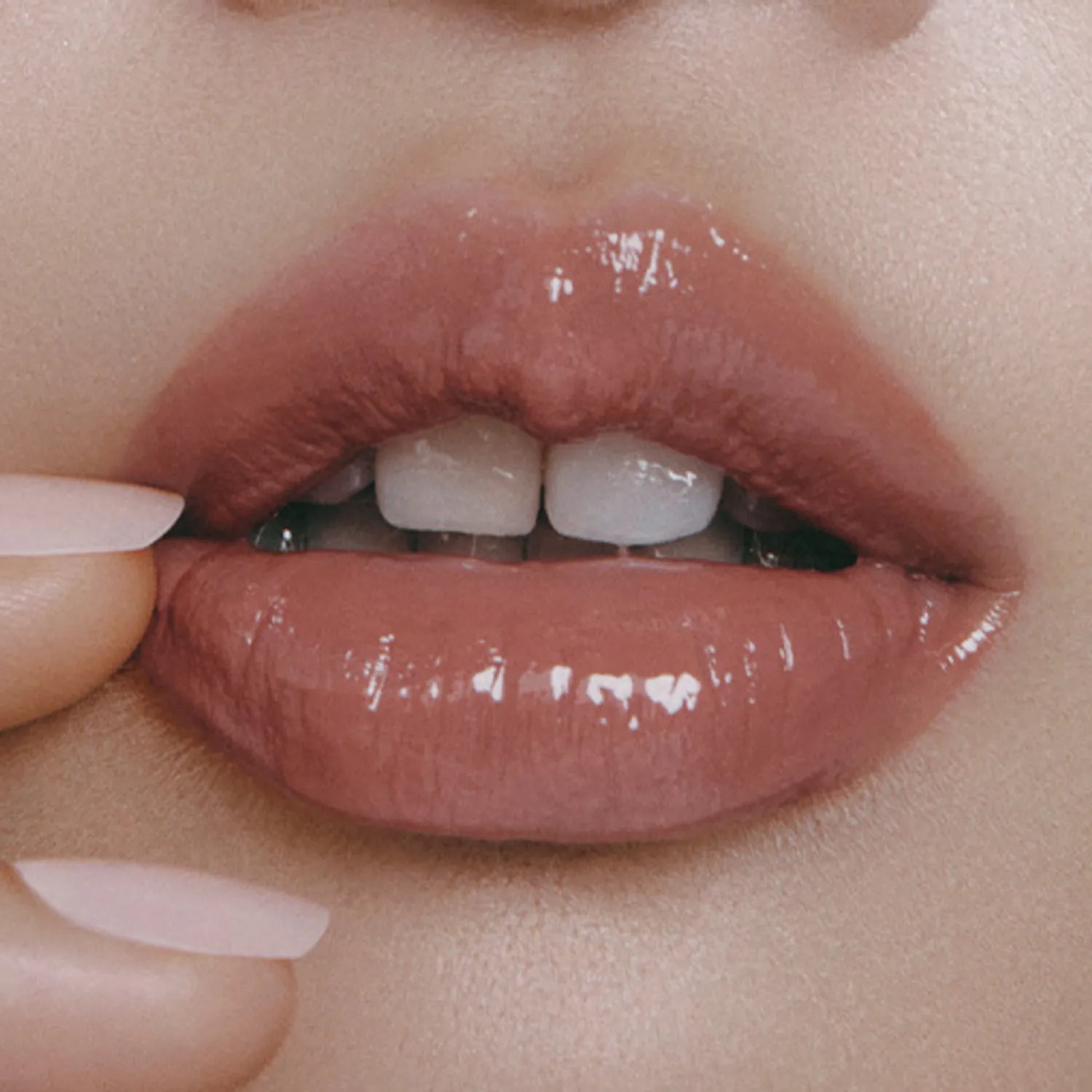 TWO SLASH FOUR Glaze Lip Changer (7 Colors)