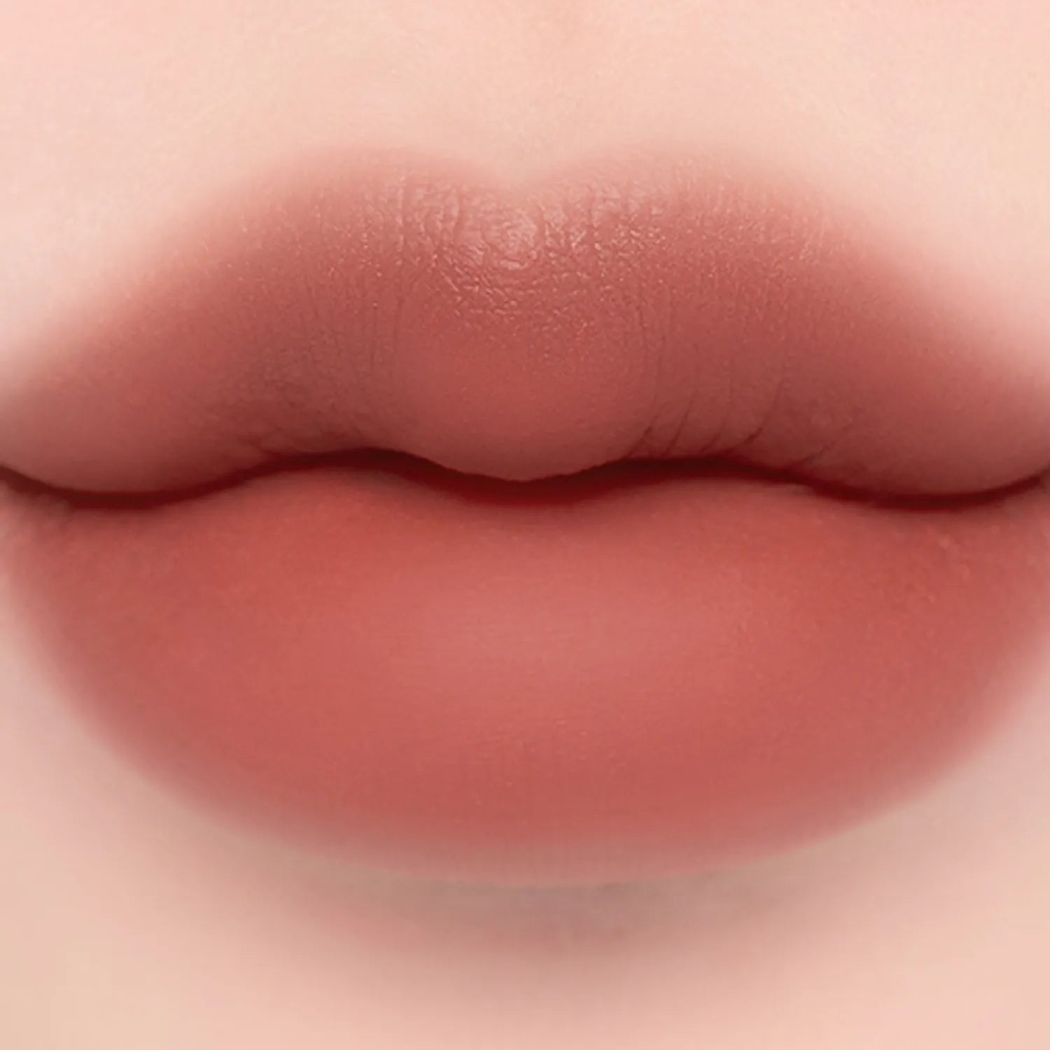 laka Bulky Matte Lipstick (8 Colors)