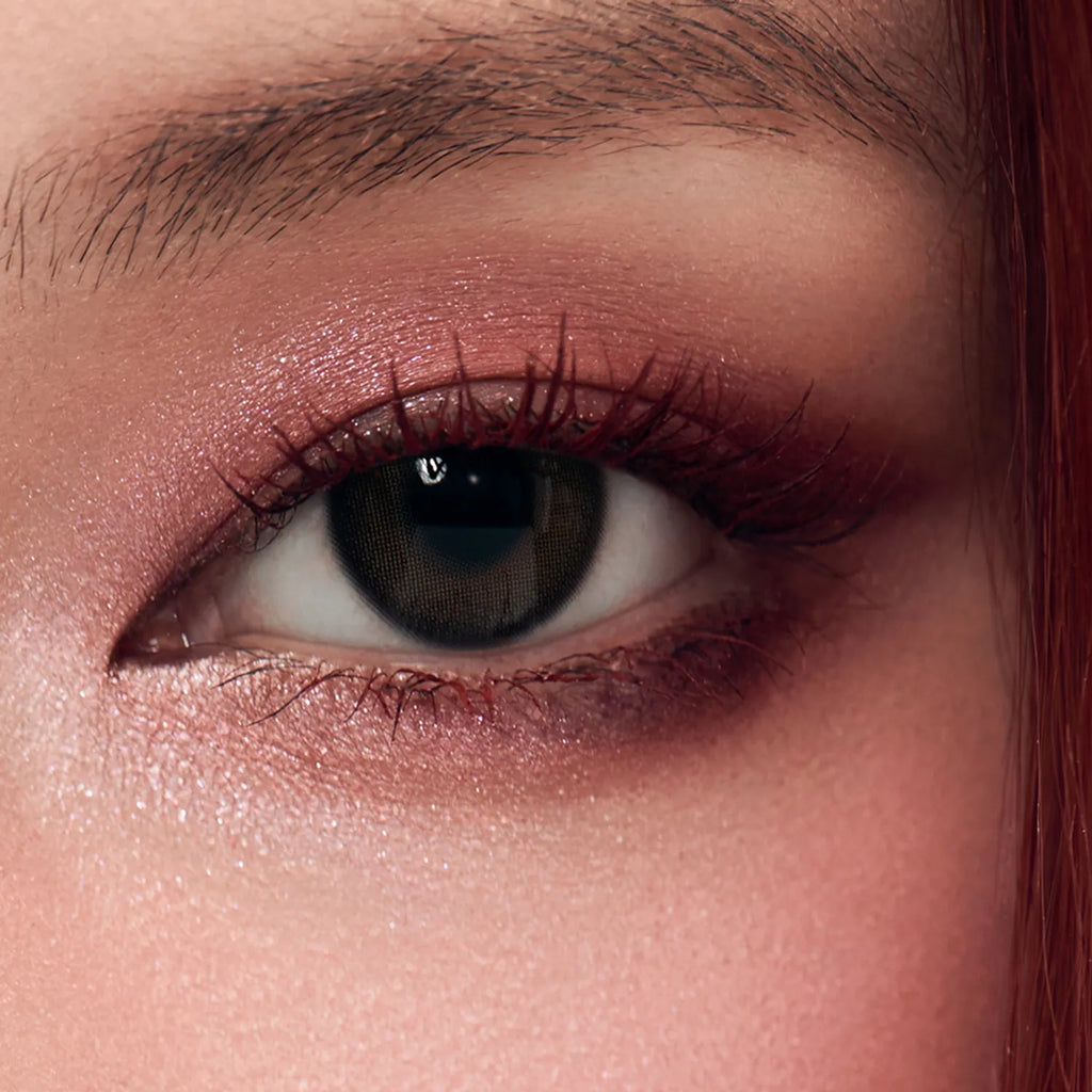 RISKY Pigment Eyeshadow Palette (7 Colors)