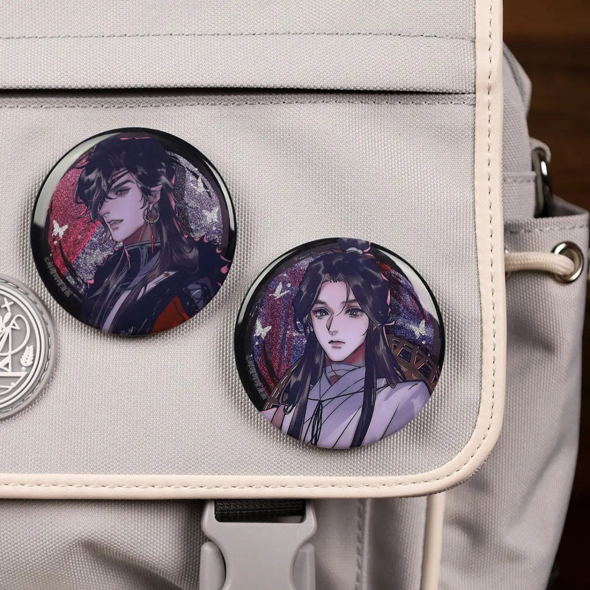 Heaven Official's Blessing | Gi Le Fang Hua Cheng & Ying Yue Feng Shang Badge Set
